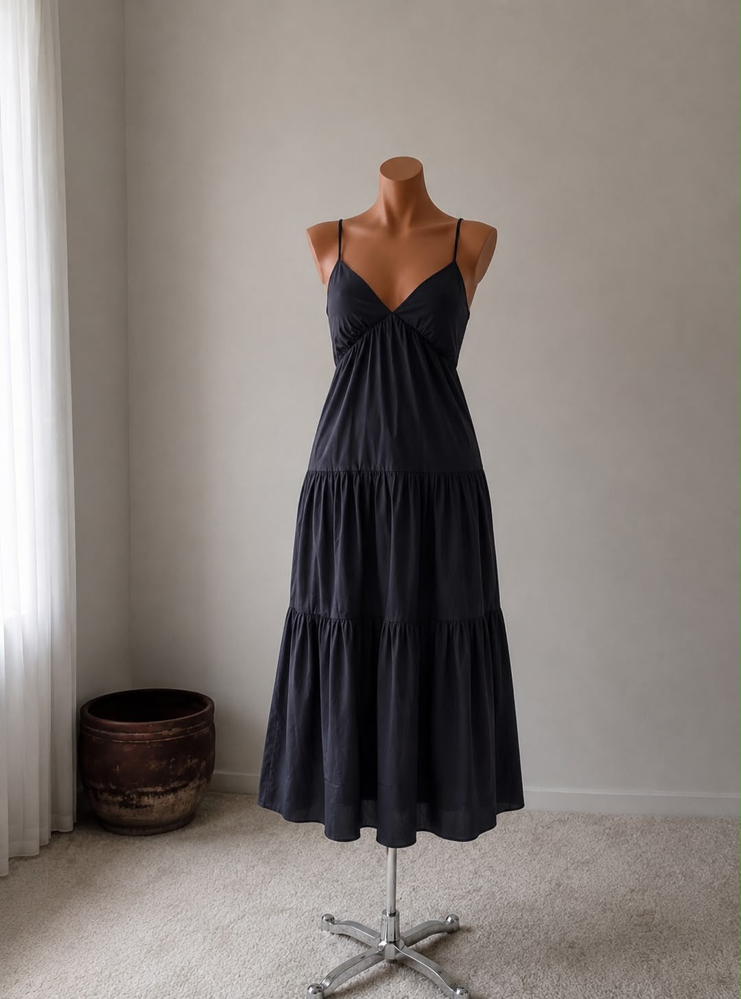 VESTIDO NEGRO